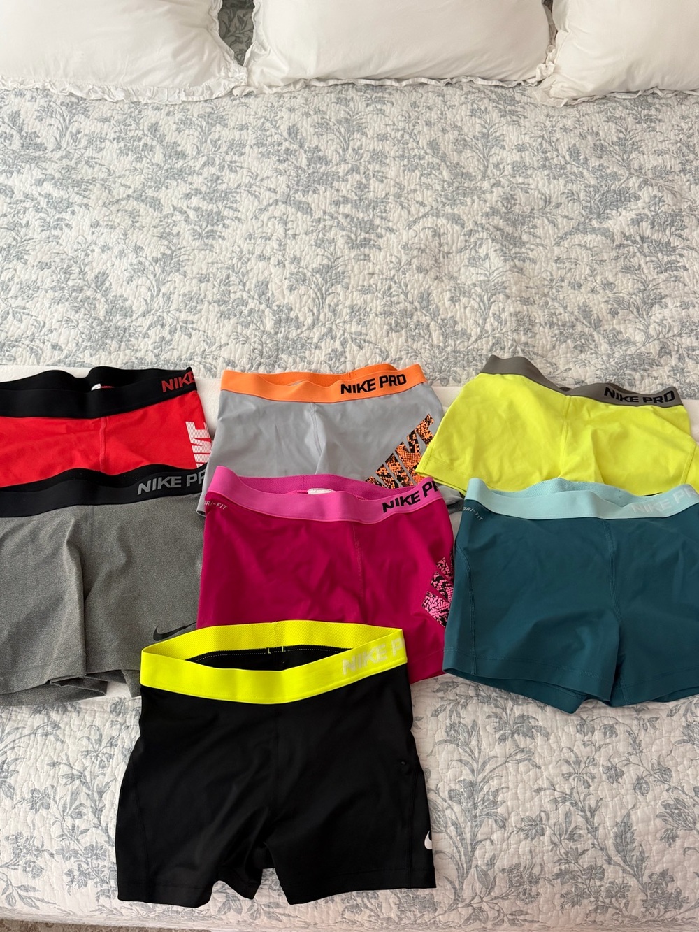 Women’s Nike pro shorts